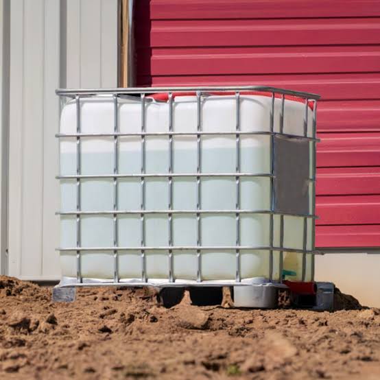 275-Gallon Water Storage Tote additional view