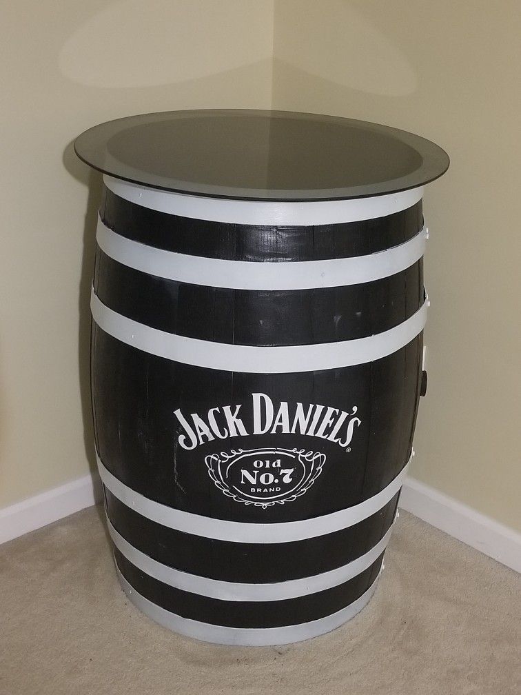 3-Gallon Decorative Barrel additional view