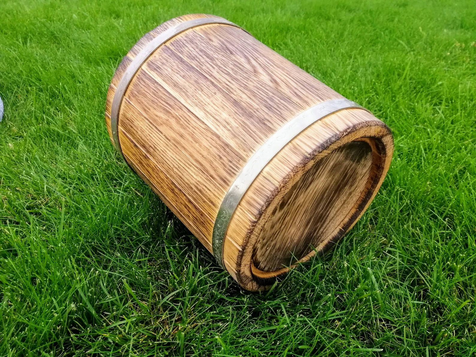 30-Gallon Barrel Planter additional view